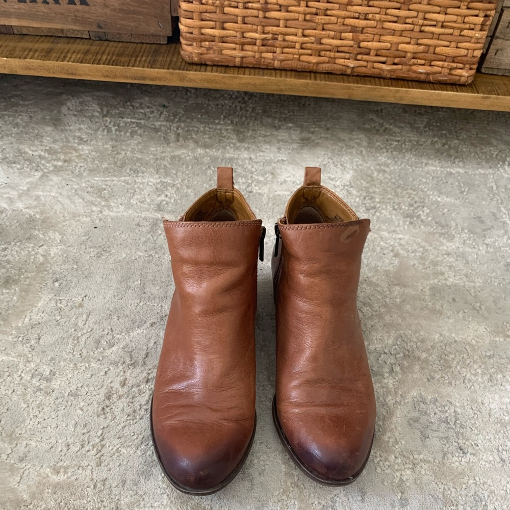 Lucky Brand Basel Flat Leather Booties